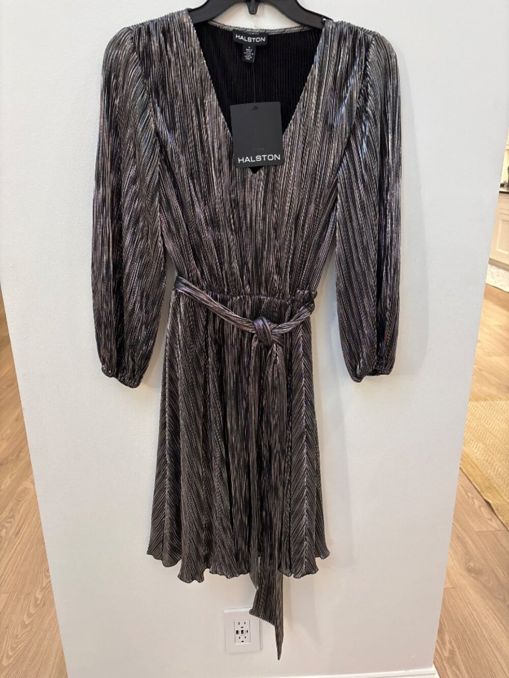 Halston Metallic Pleated Long-Sleeve Belted Dress MSRP $139